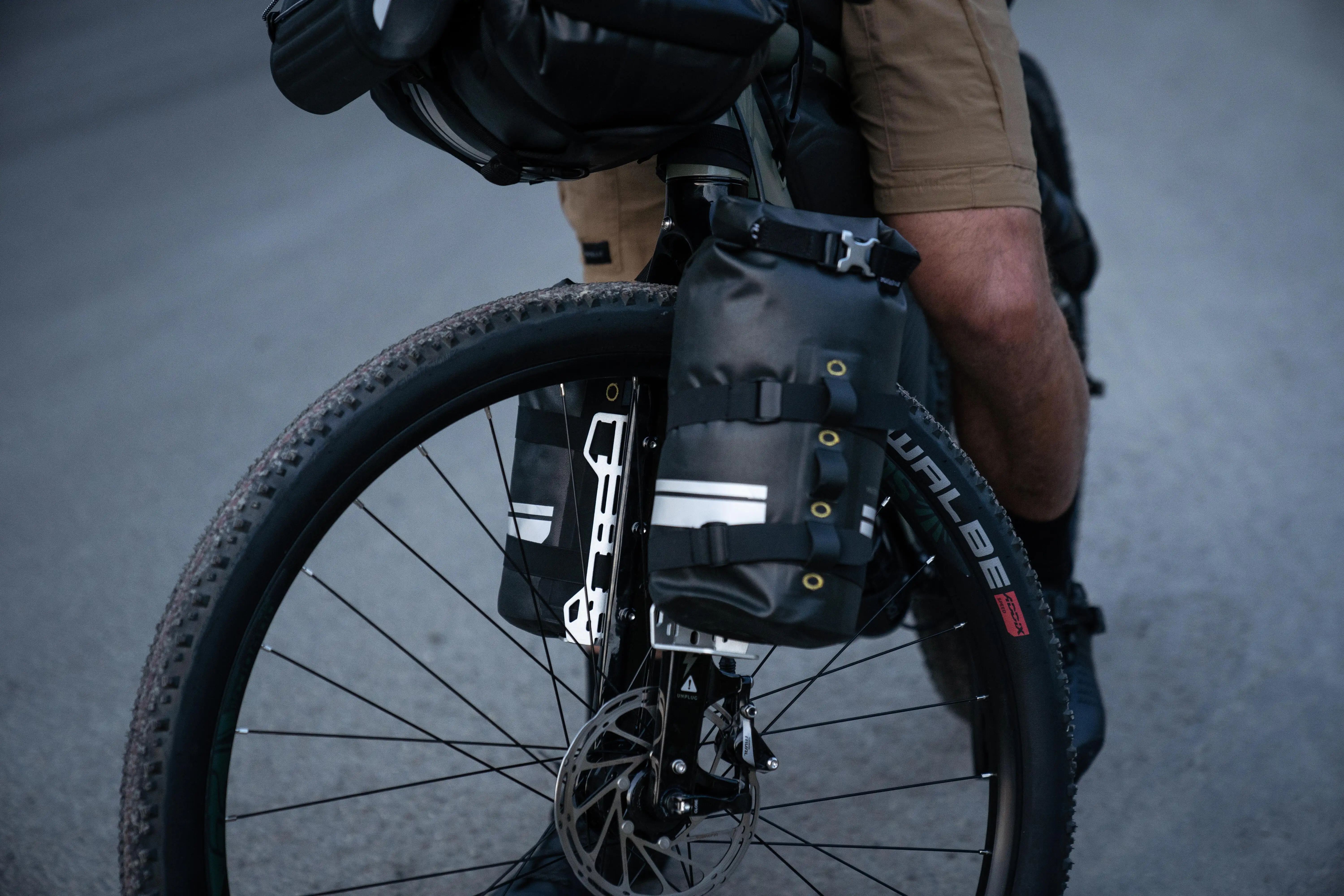 9034-fork-bag-mount-cargo-cage-1.jpg