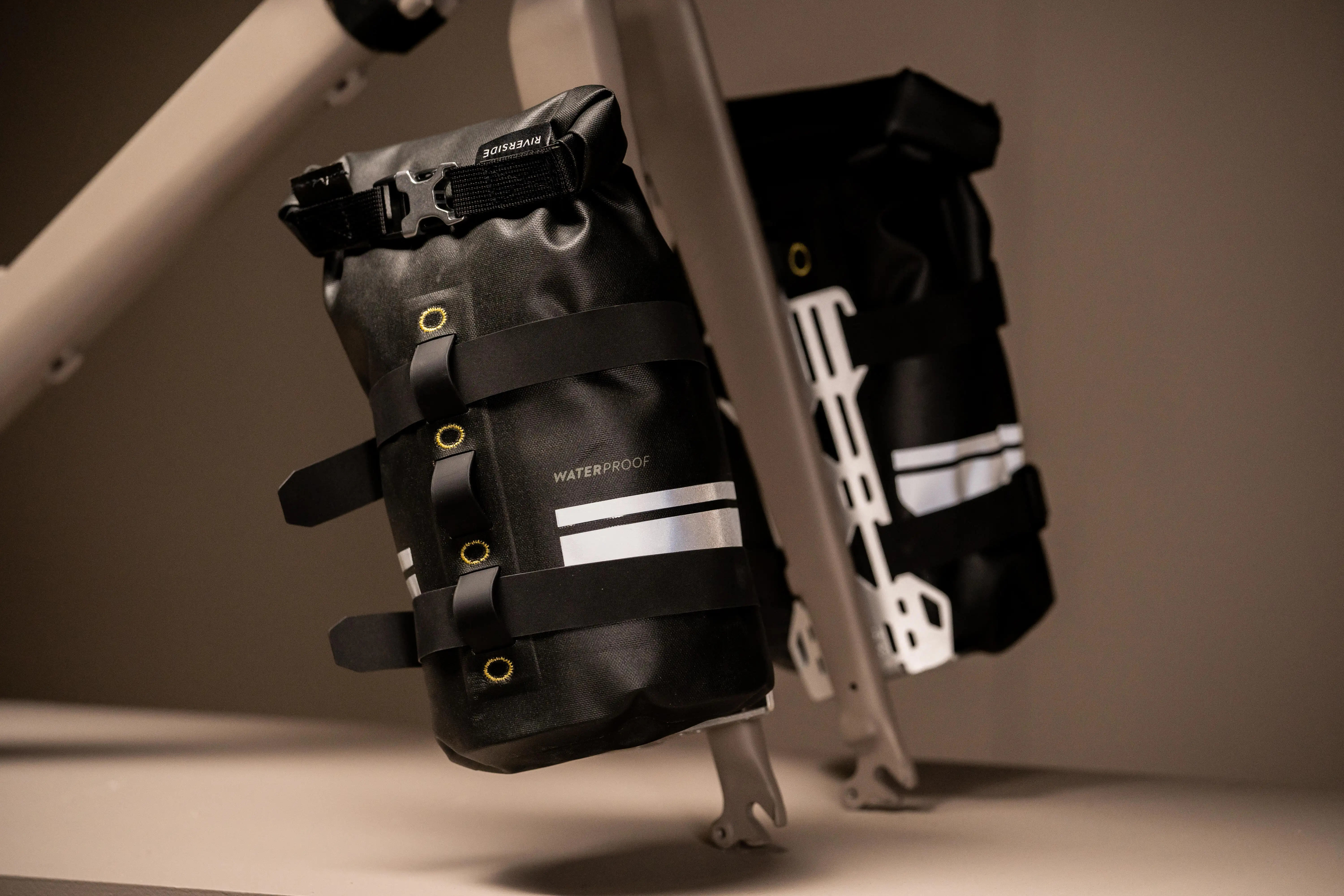 9034-fork-bag-mount-cargo-cage-1.jpg