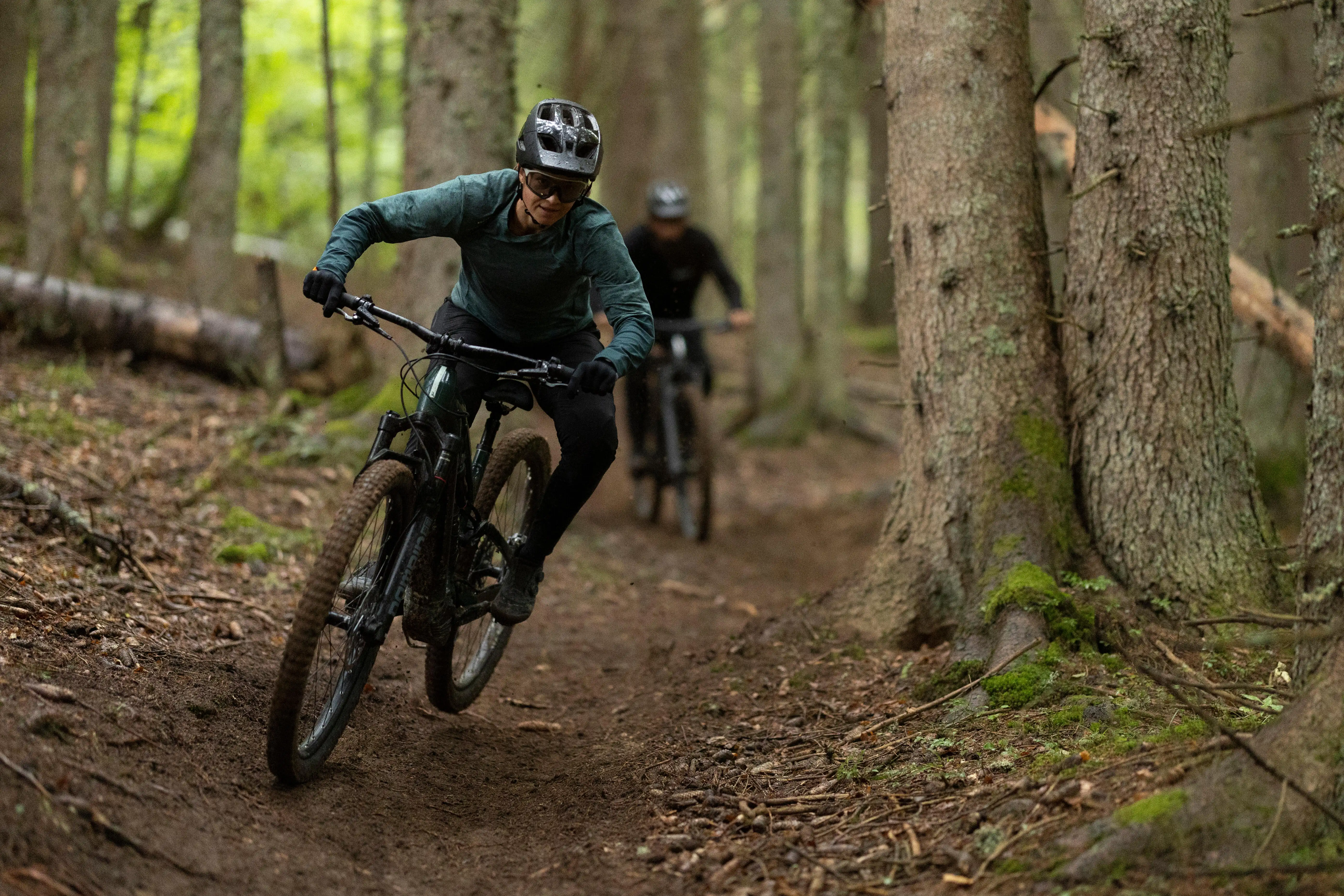 9228-breathable-long-sleeved-mountain-bike-jersey-1.jpg