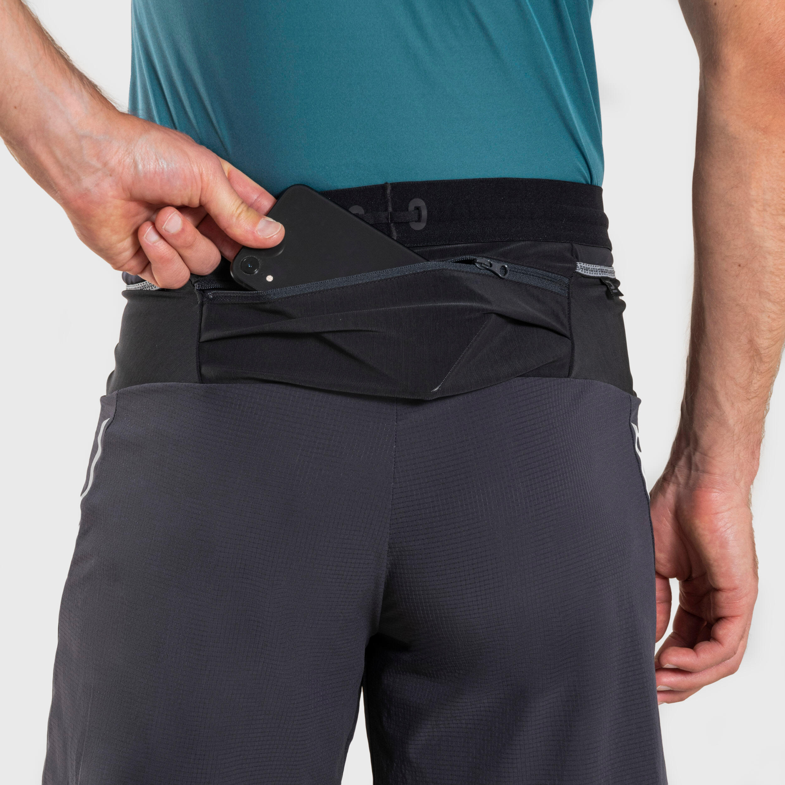 9245-men-x27-s-trail-running-shorts-run-900-1.jpg