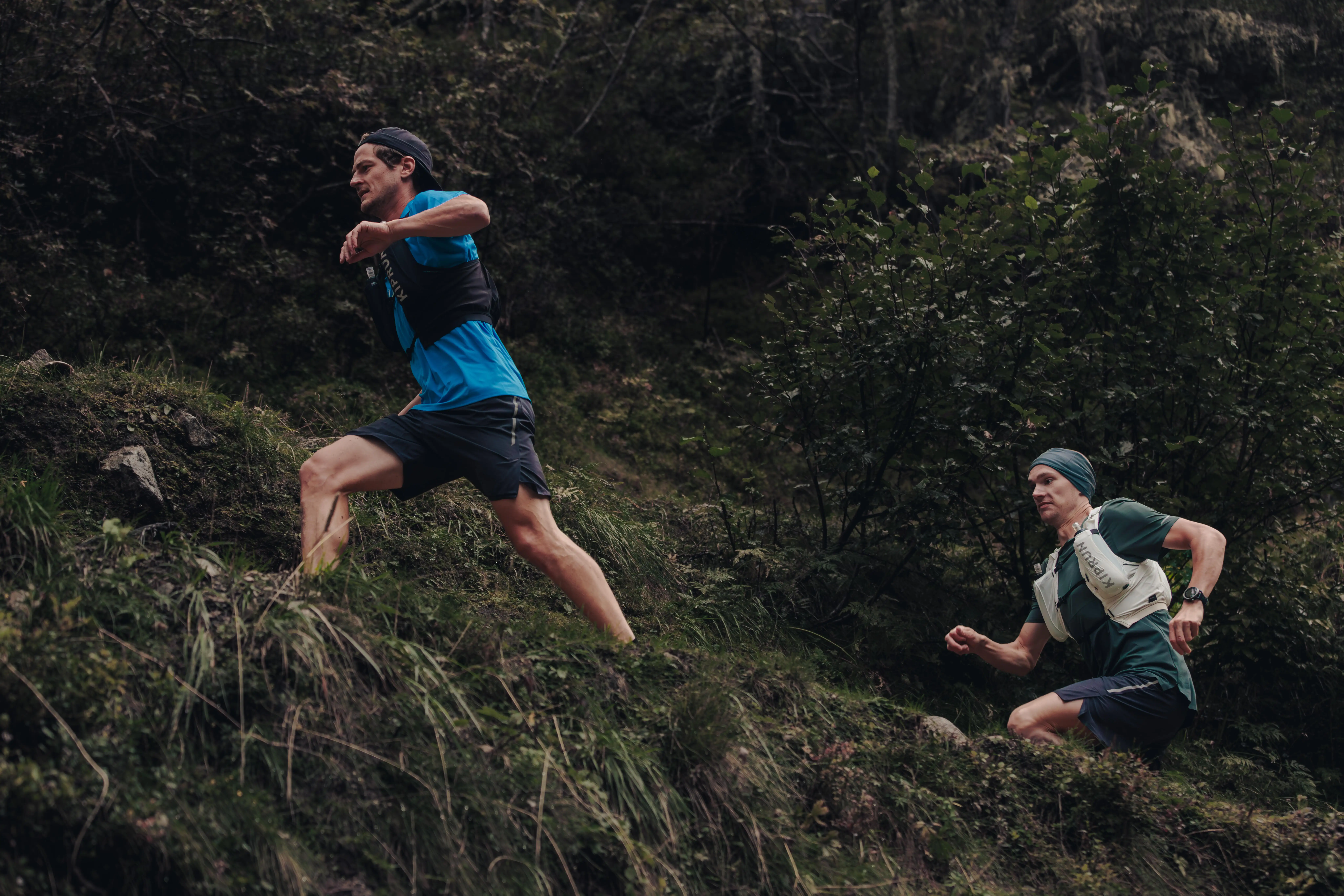 9245-men-x27-s-trail-running-shorts-run-900-1.jpg