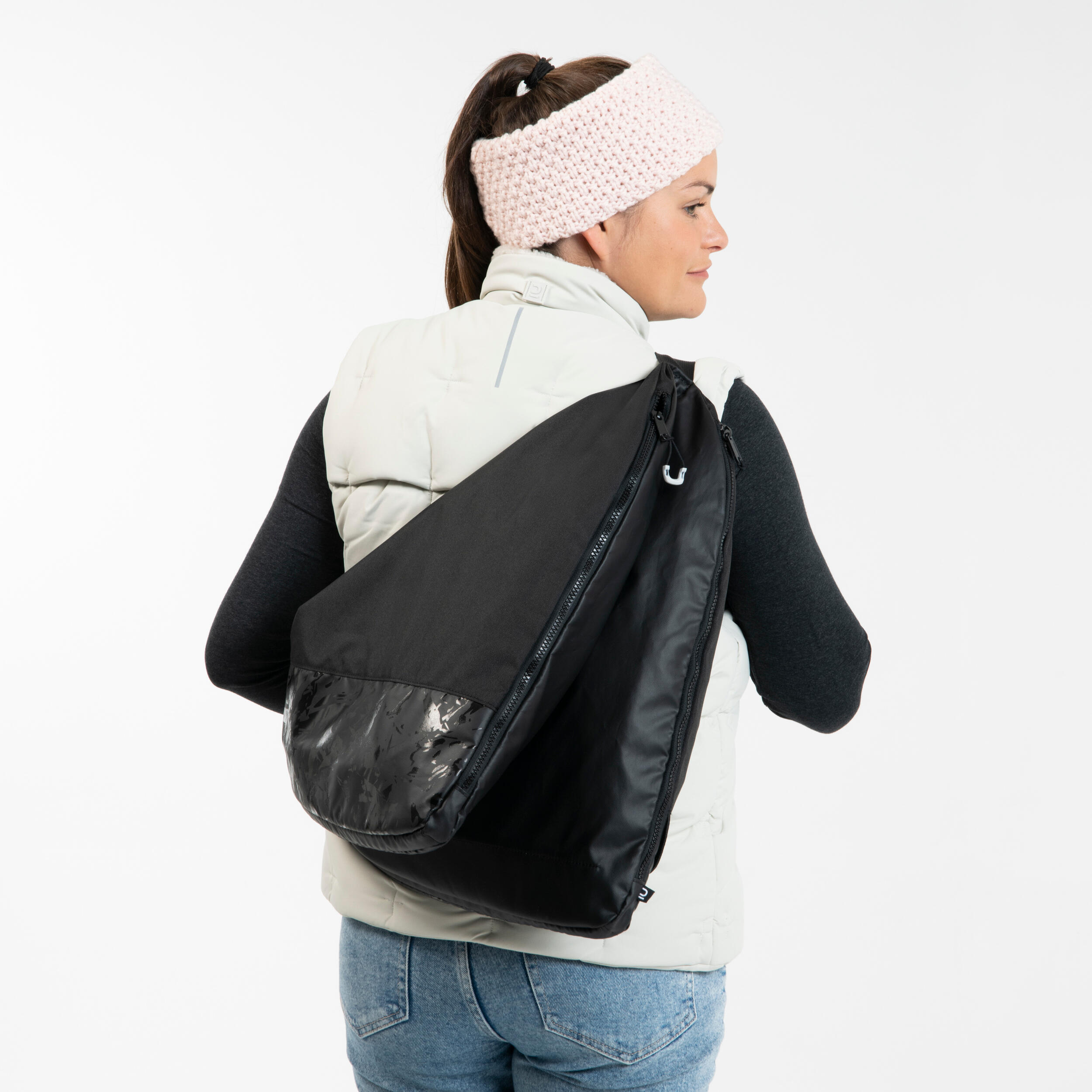 9302-25l-3-in-1-ice-skating-skate-bag-black-1.jpg