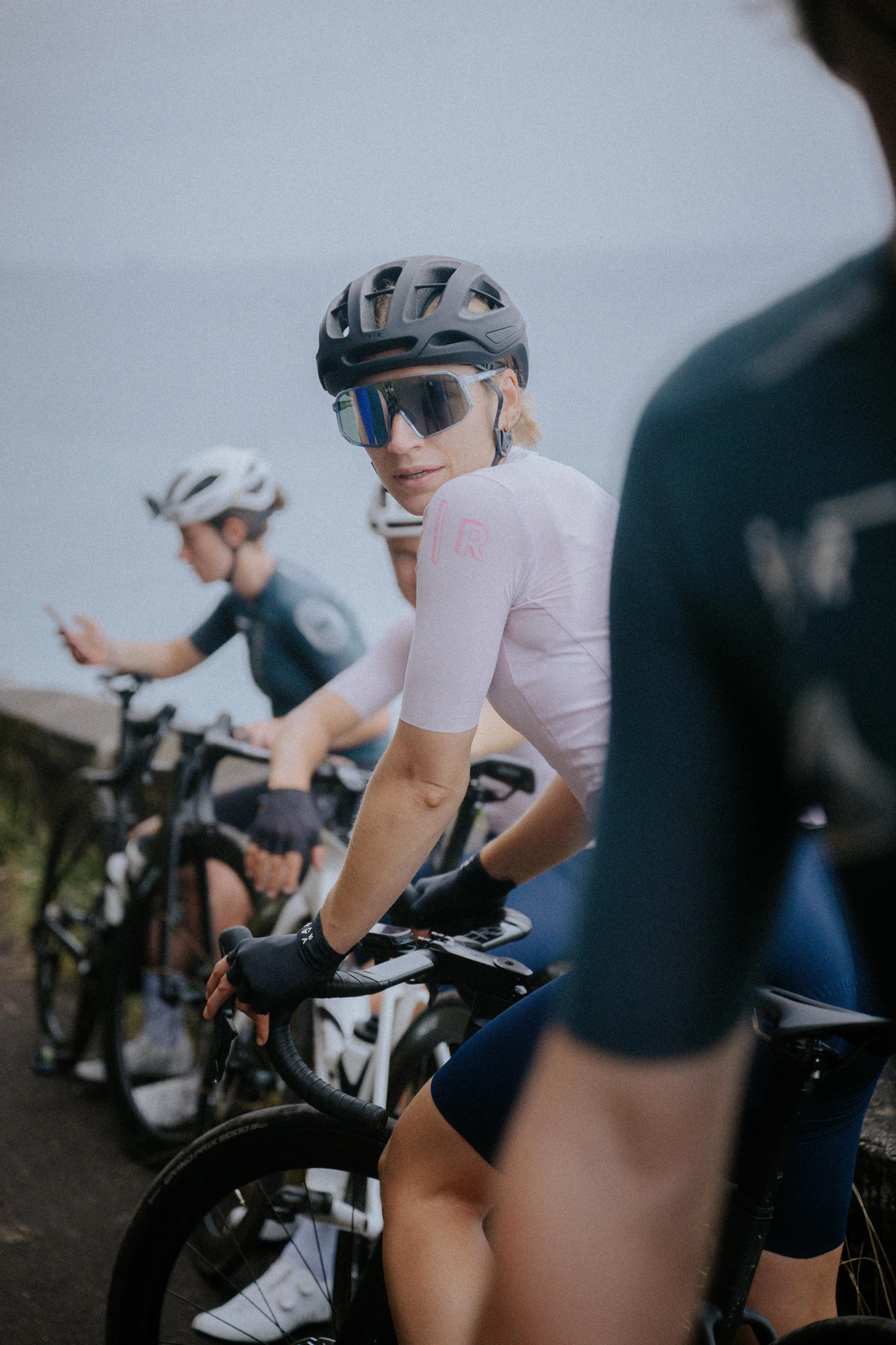 9615-road-cycling-helmet-rcr-1.jpg