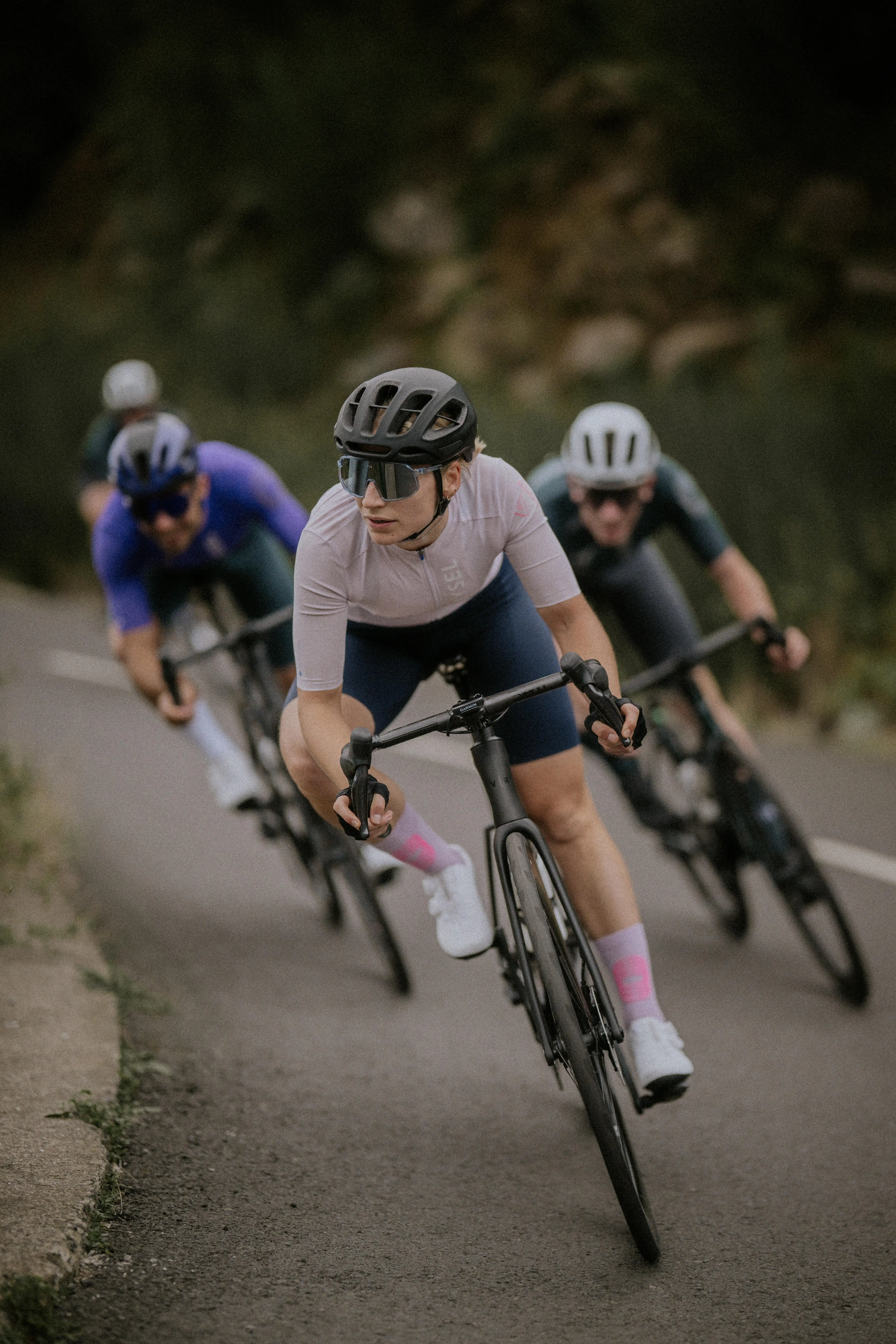 9615-road-cycling-helmet-rcr-1.jpg