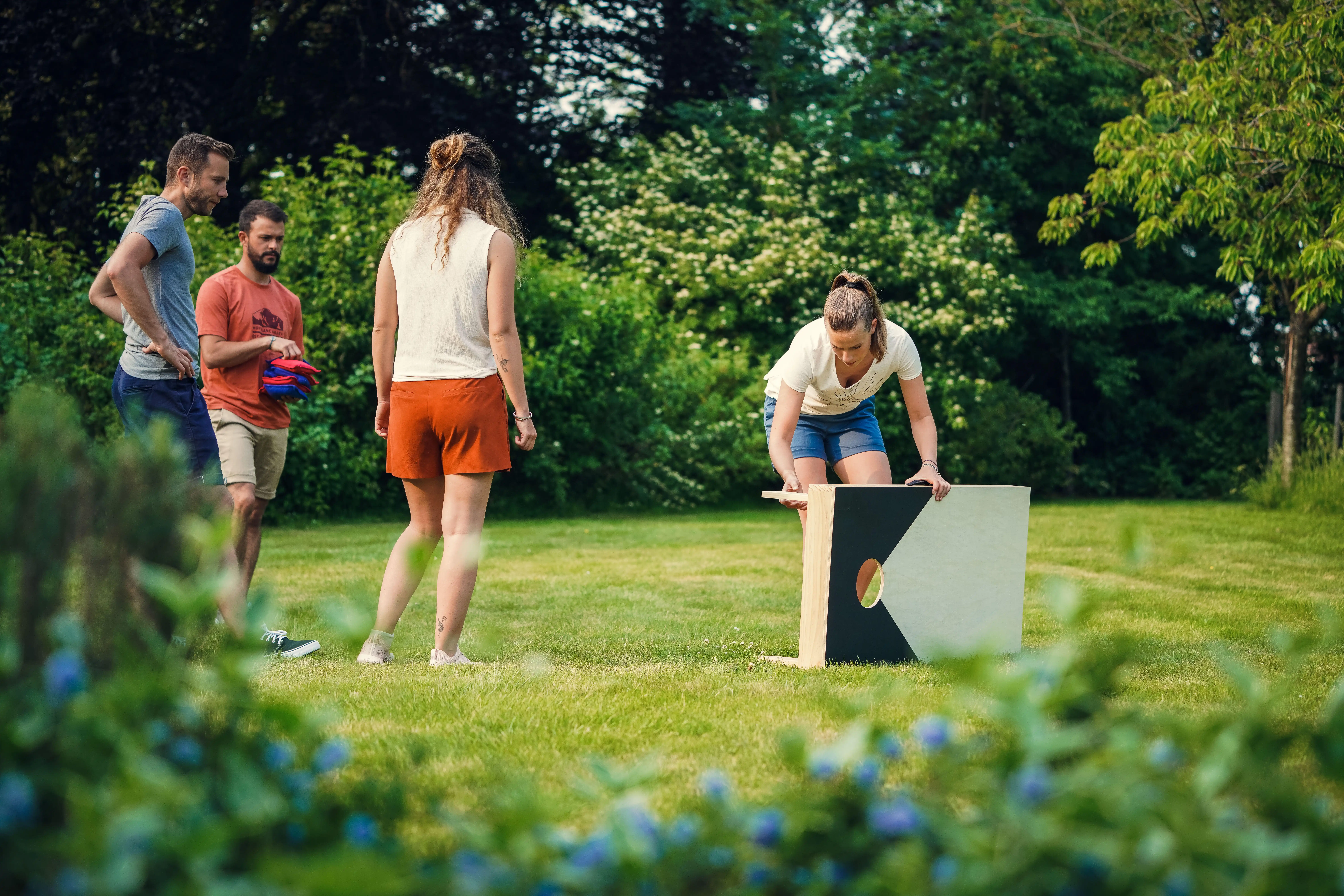 9749-ready-to-play-cornhole-game-1.webp