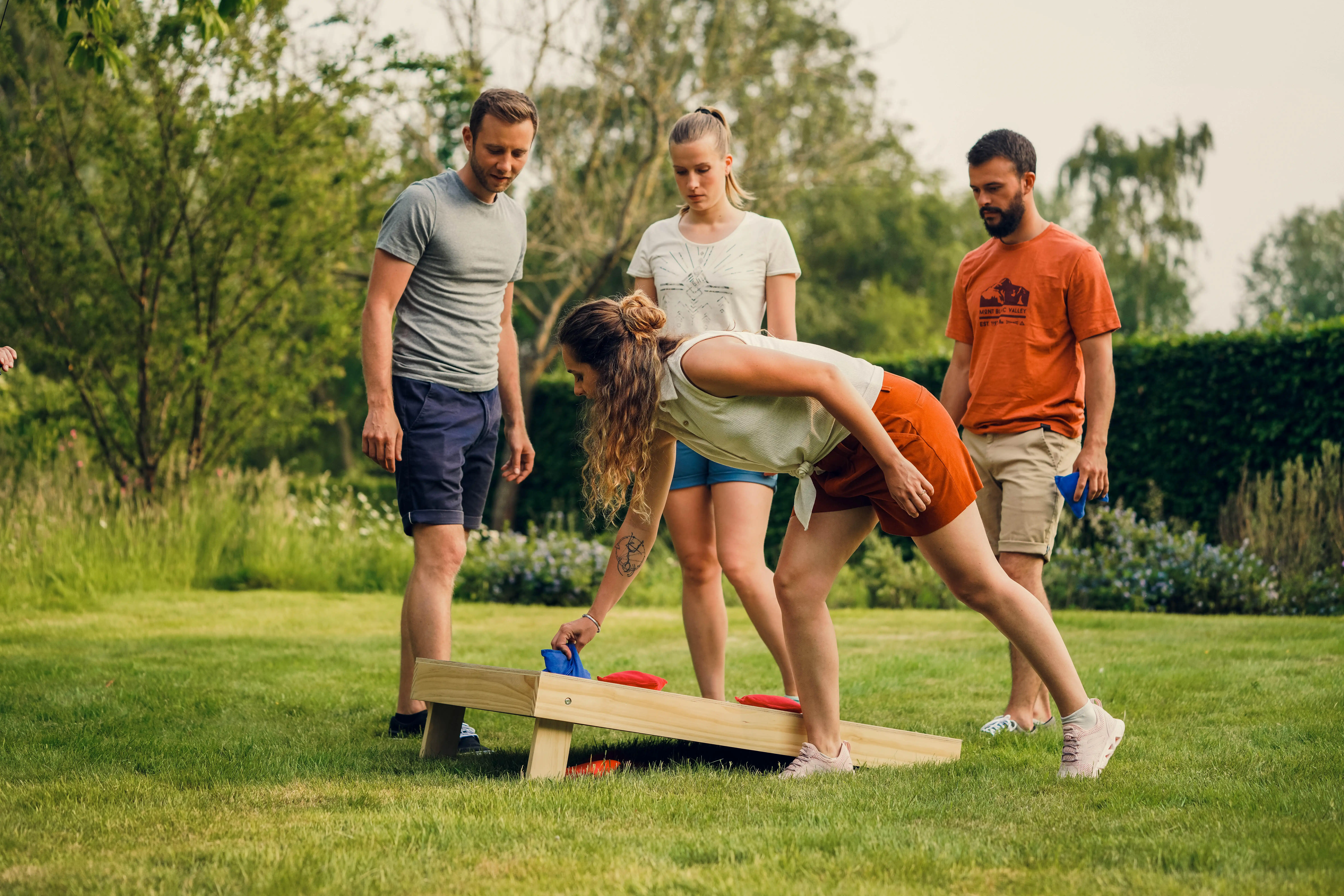 9749-ready-to-play-cornhole-game-1.webp