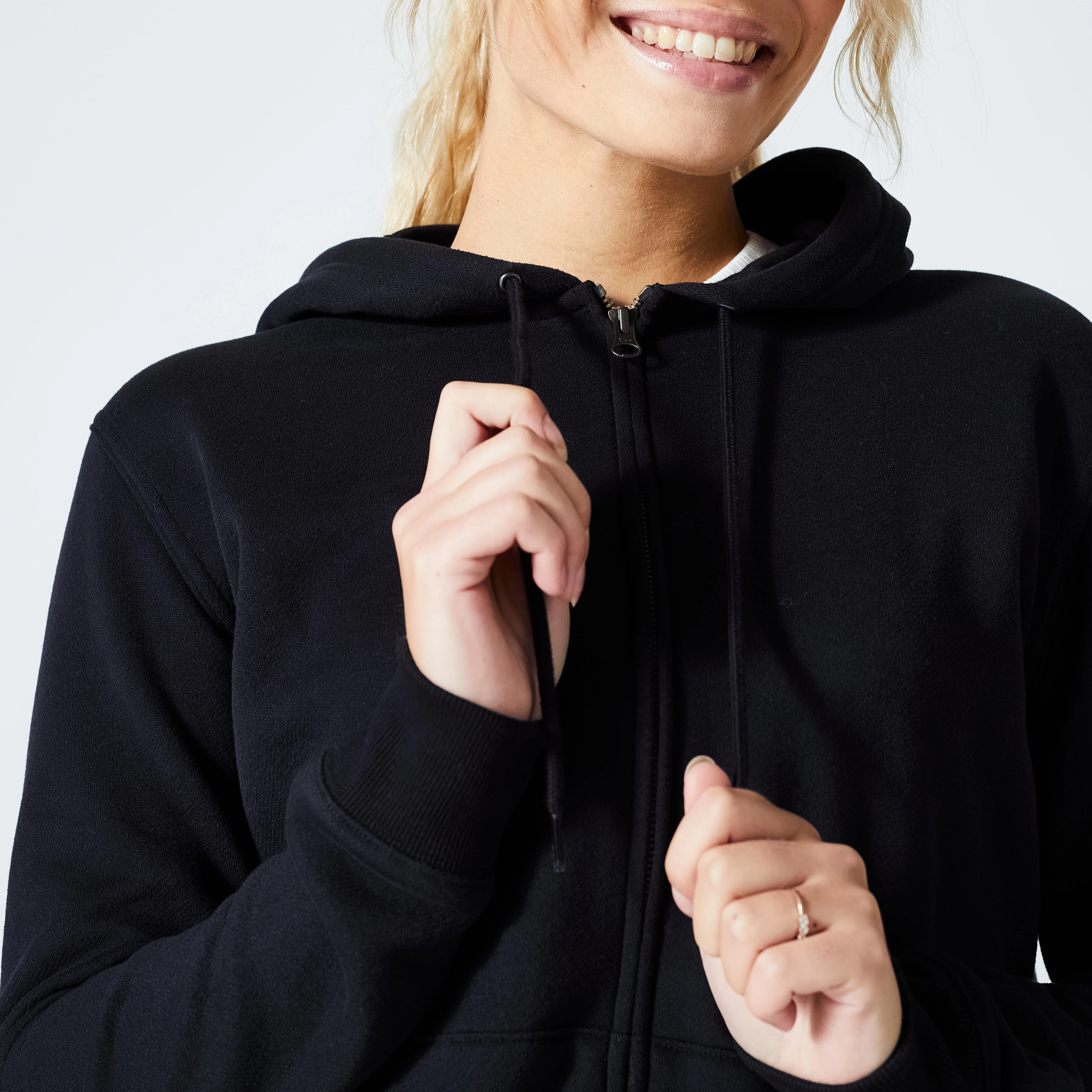 9959-women-s-fitness-hoodie-essentials-500-1.jpg